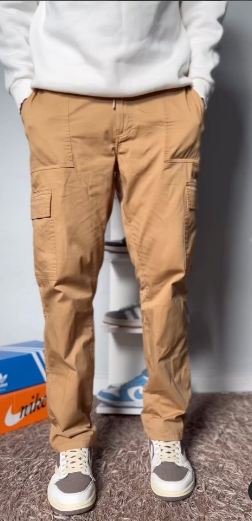 PANTALON CARGO AVEC UN TAILLE ELASTIQUÉ